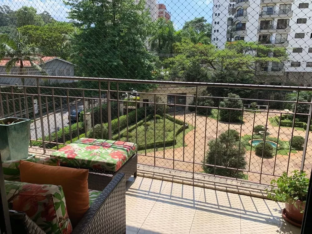 Apartamento à venda com 3 quartos, 192m² - Foto 4