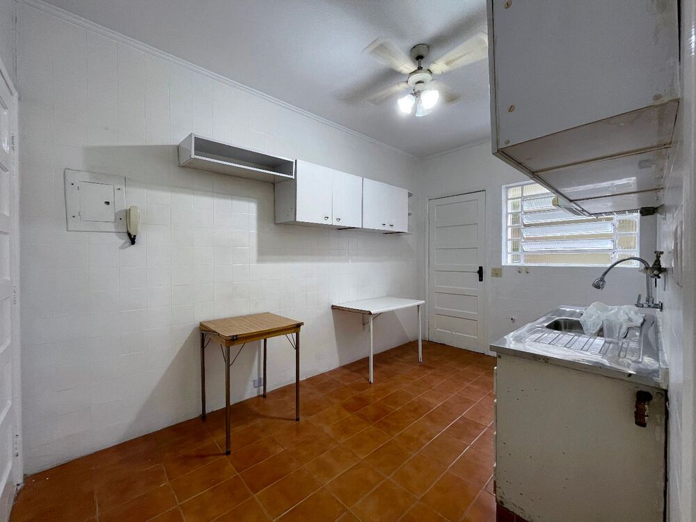 Sobrado para alugar com 2 quartos, 300m² - Foto 6
