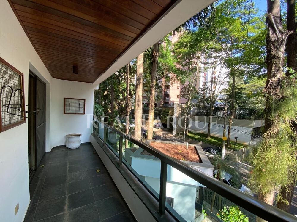 Apartamento, 3 quartos, 151 m² - Foto 2