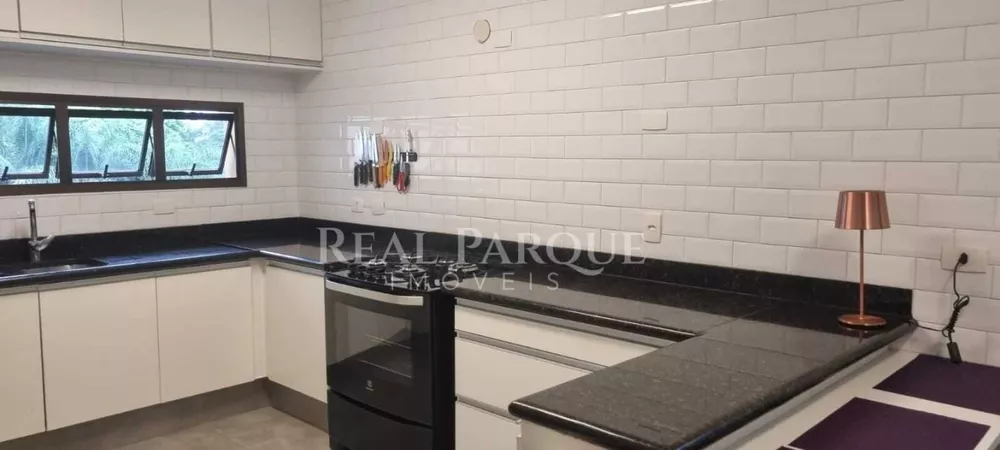 Apartamento à venda com 3 quartos, 212m² - Foto 21