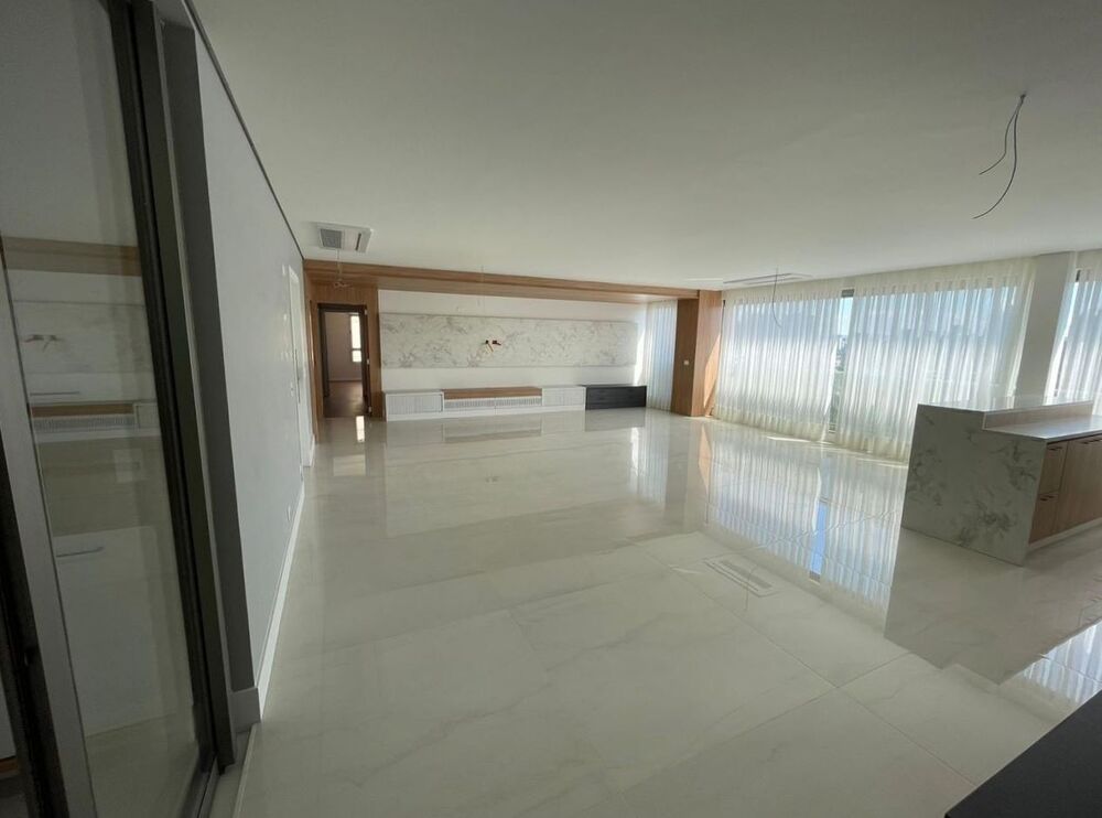 Apartamento, 3 quartos, 186 m² - Foto 2