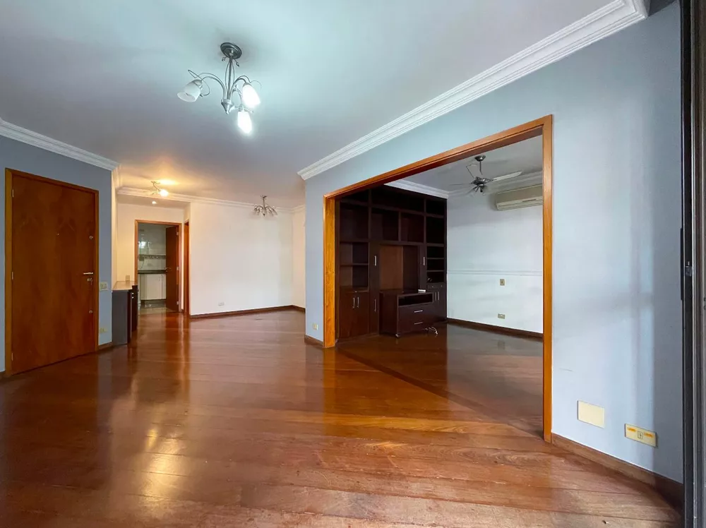 Apartamento à venda com 3 quartos, 131m² - Foto 3