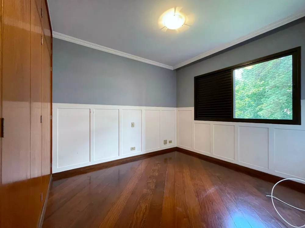 Apartamento à venda com 3 quartos, 131m² - Foto 4