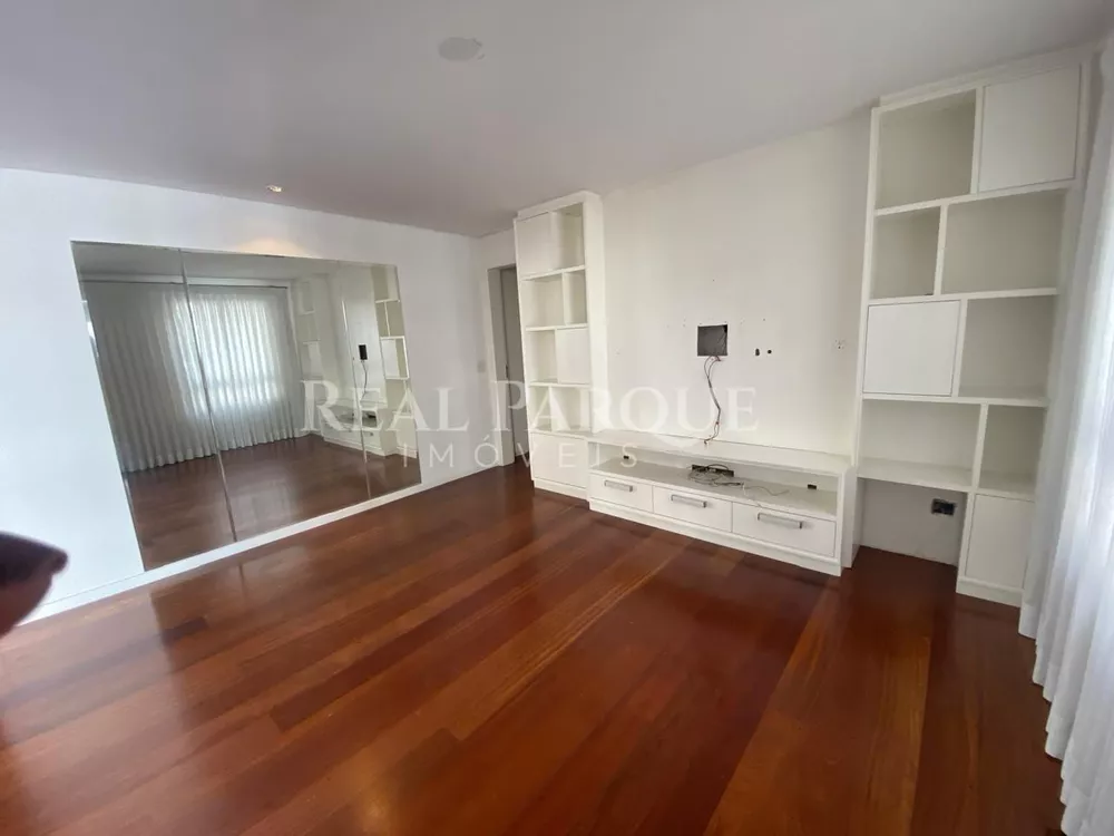 Apartamento à venda com 3 quartos, 129m² - Foto 7