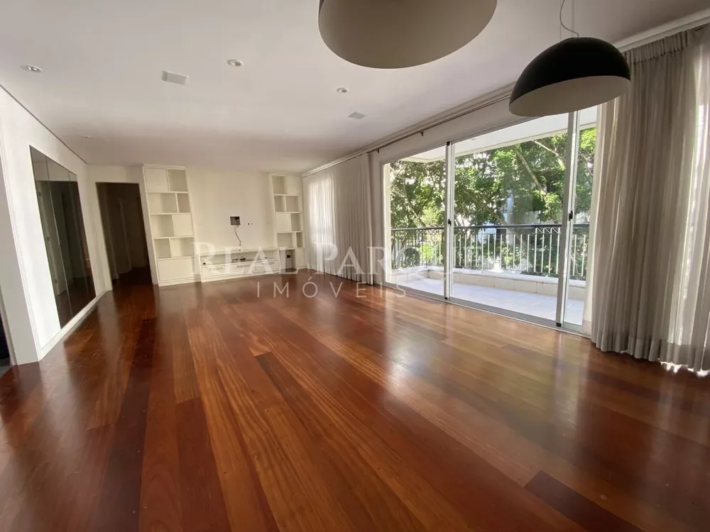 Apartamento à venda com 3 quartos, 129m² - Foto 2