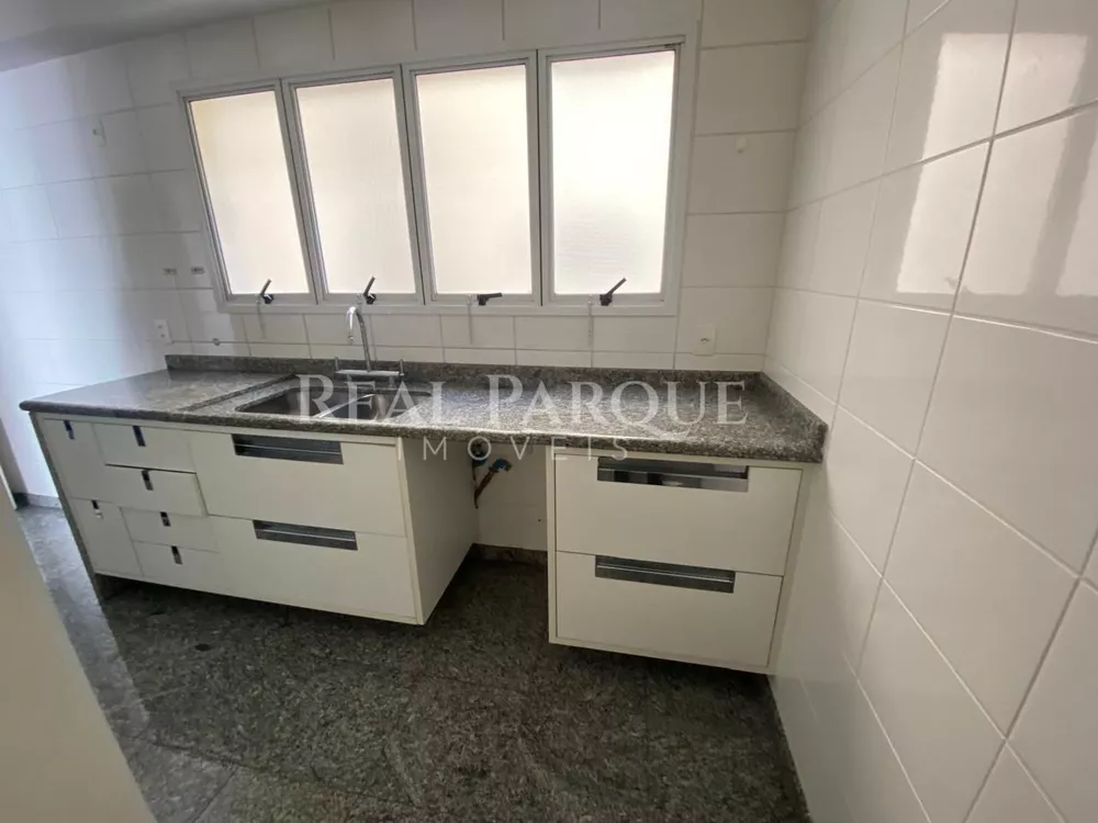 Apartamento à venda com 3 quartos, 129m² - Foto 9