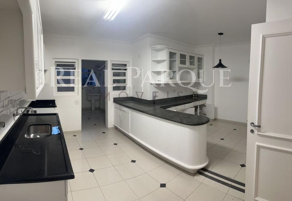 Apartamento, 3 quartos, 211 m² - Foto 3