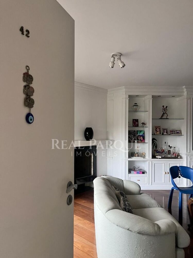 Apartamento, 3 quartos, 121 m² - Foto 2
