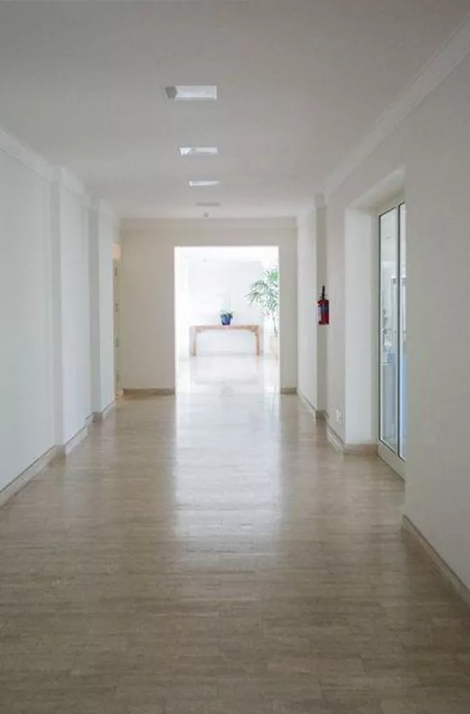 Apartamento à venda com 4 quartos, 650m² - Foto 3