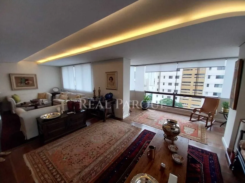 Apartamento, 4 quartos, 230 m² - Foto 1