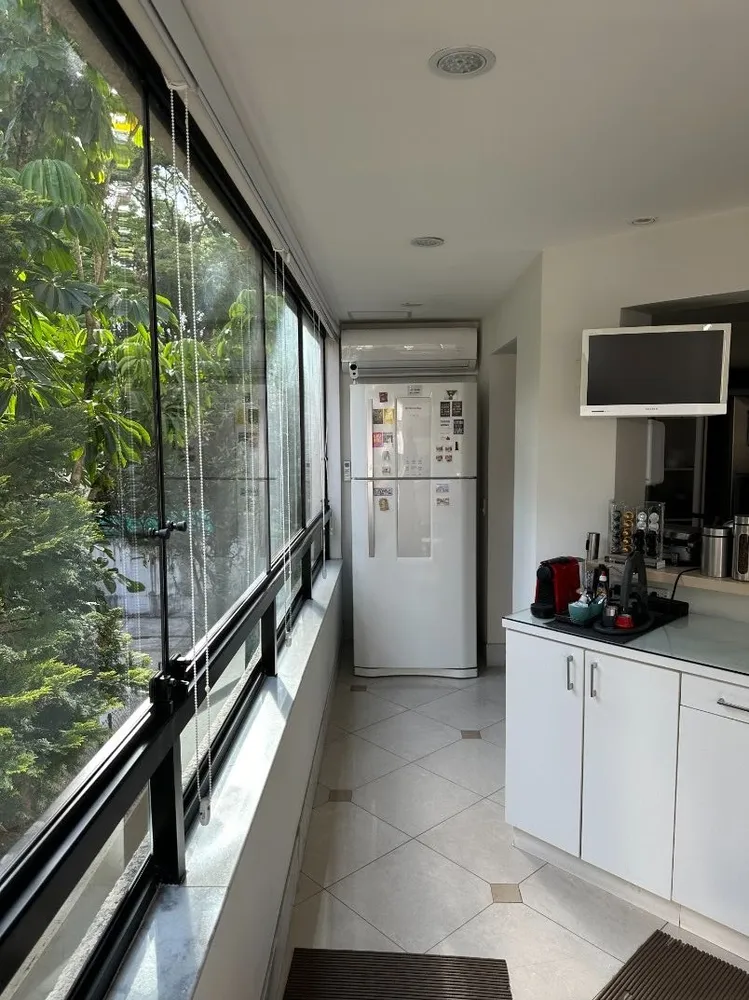 Apartamento, 4 quartos, 230 m² - Foto 2