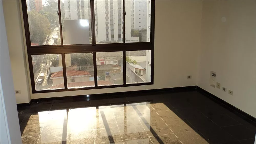 Apartamento à venda e aluguel com 3 quartos, 220m² - Foto 2