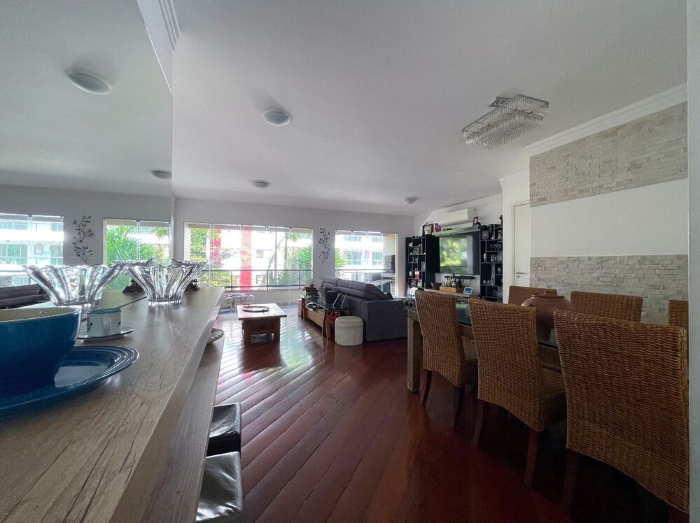 Apartamento, 3 quartos, 131 m² - Foto 1