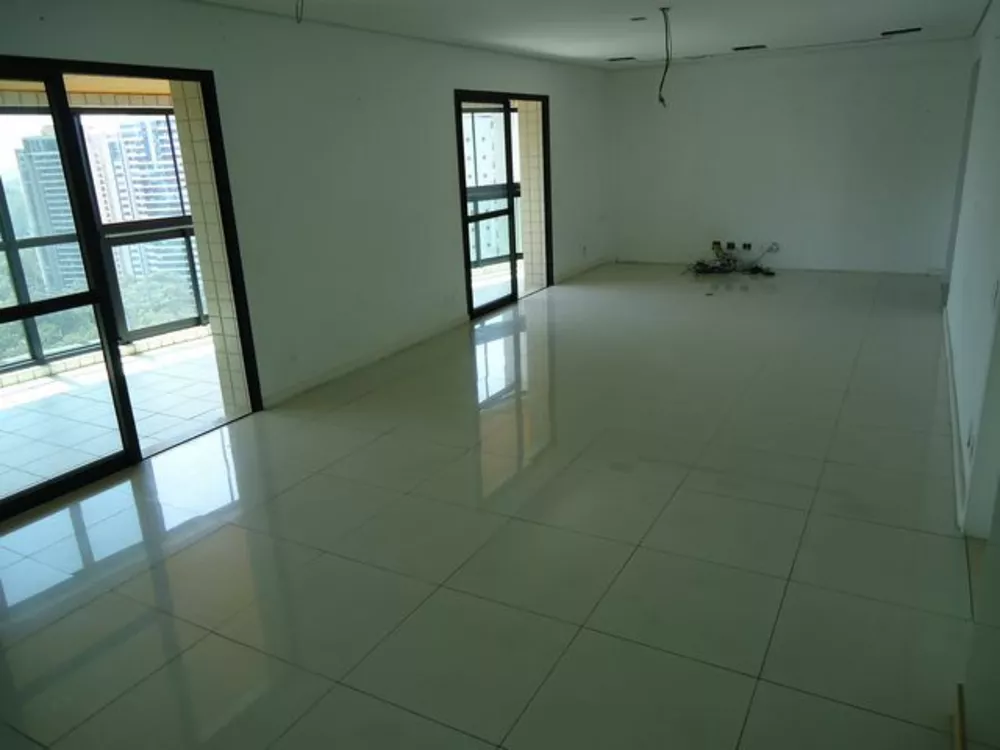 Apartamento à venda com 3 quartos, 213m² - Foto 7