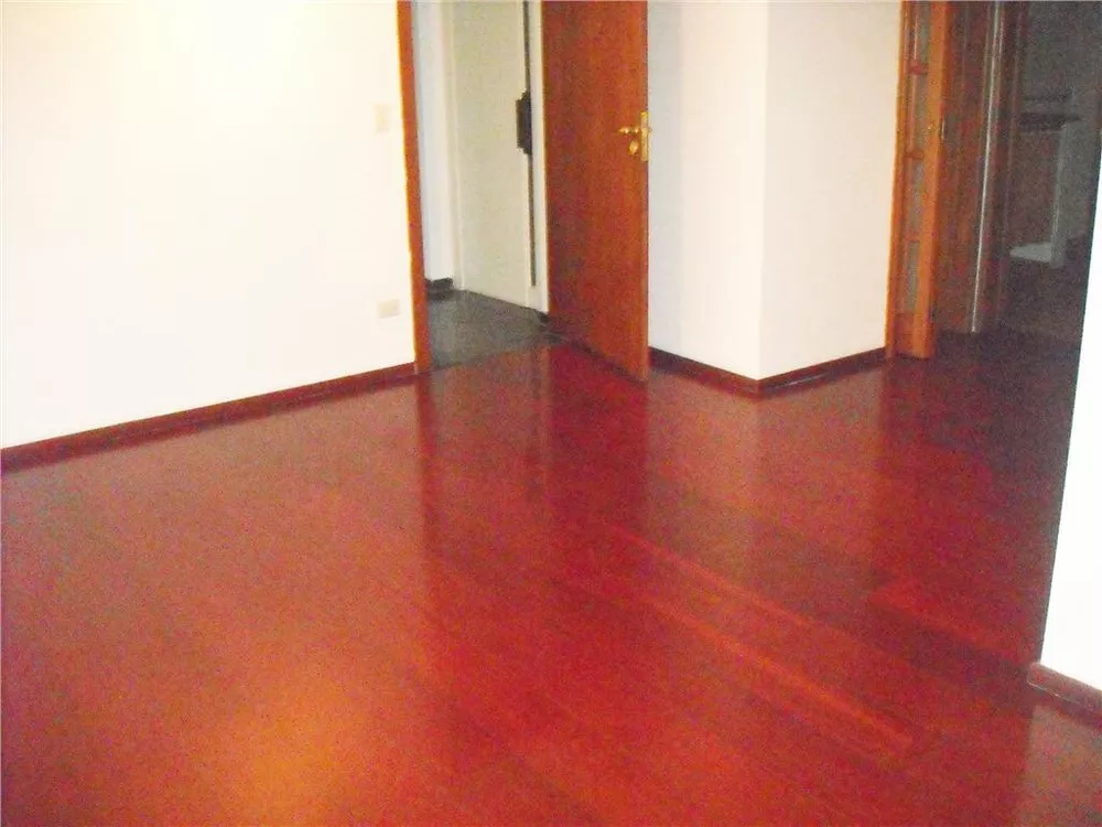 Apartamento à venda e aluguel com 3 quartos, 107m² - Foto 4