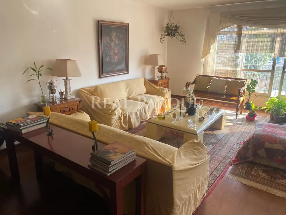 Apartamento, 3 quartos, 211 m² - Foto 1