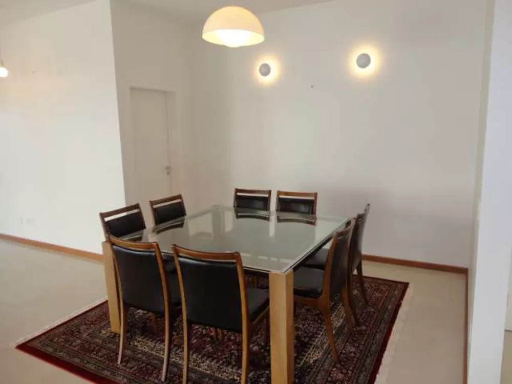 Casa à venda com 3 quartos, 378m² - Foto 4