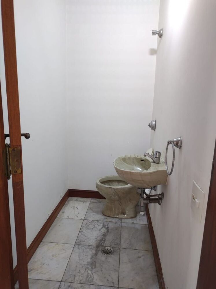 Casa à venda e aluguel com 4 quartos, 900m² - Foto 18