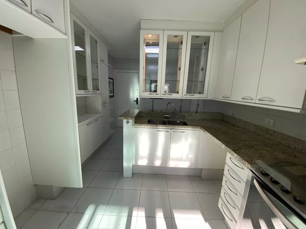 Apartamento à venda com 4 quartos, 155m² - Foto 6