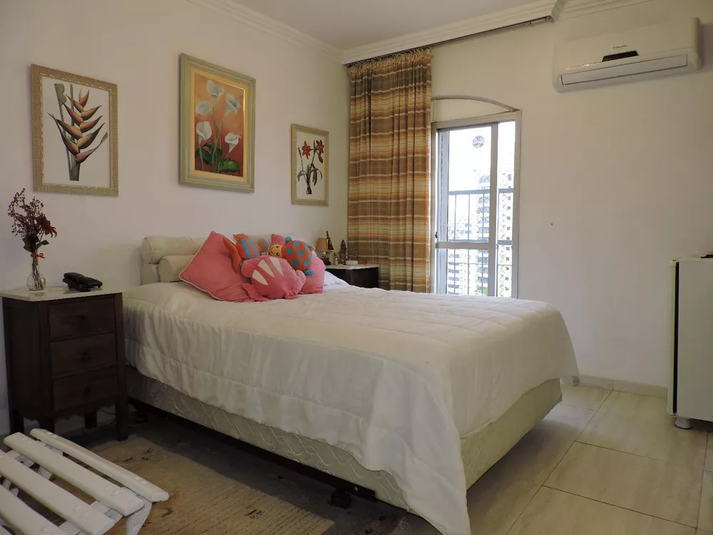 Apartamento, 3 quartos, 211 m² - Foto 2