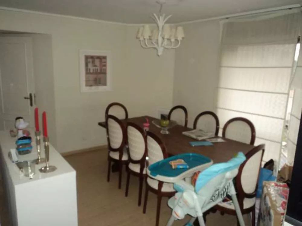 Apartamento à venda com 3 quartos, 138m² - Foto 2