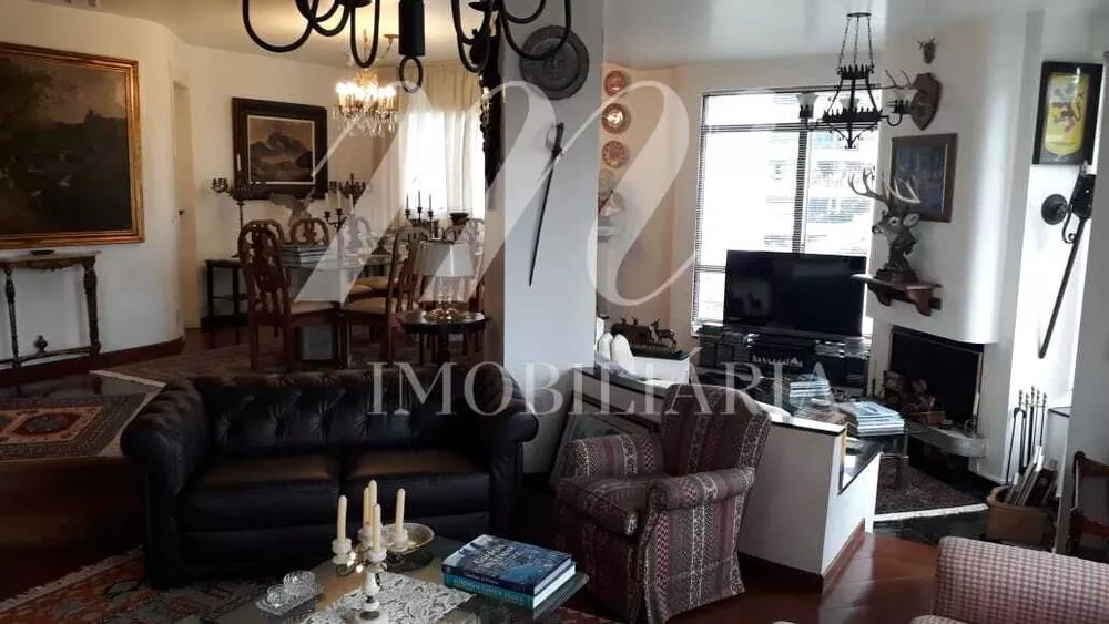 Apartamento, 4 quartos, 240 m² - Foto 1
