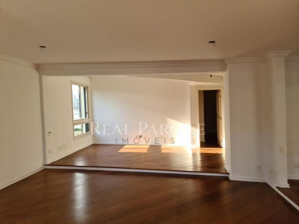 Apartamento, 3 quartos, 240 m² - Foto 2