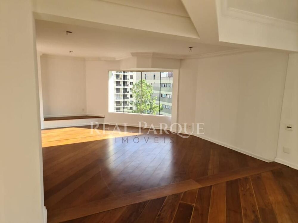Apartamento, 3 quartos, 240 m² - Foto 4