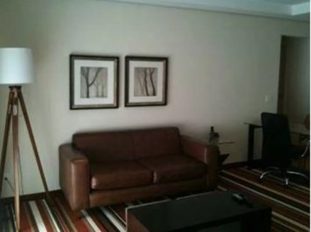 Apartamento para alugar com 1 quarto, 52m² - Foto 1