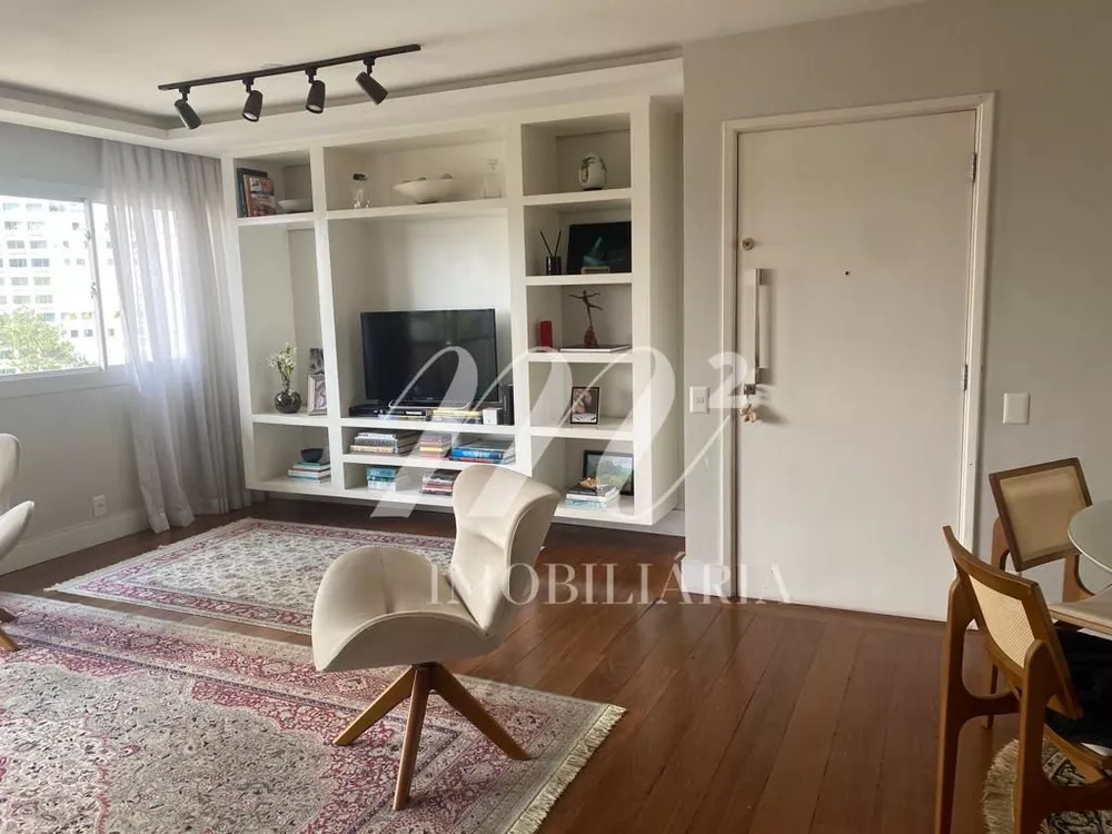 Apartamento à venda com 3 quartos, 125m² - Foto 4