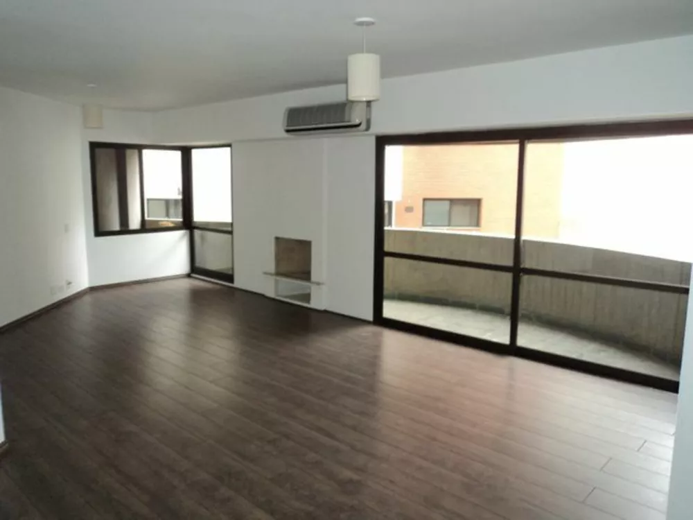 Apartamento à venda e aluguel com 3 quartos, 128m² - Foto 1