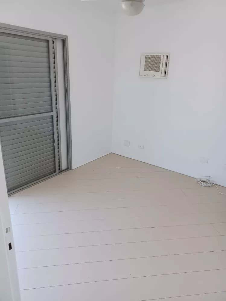 Apartamento para alugar com 2 quartos, 120m² - Foto 3