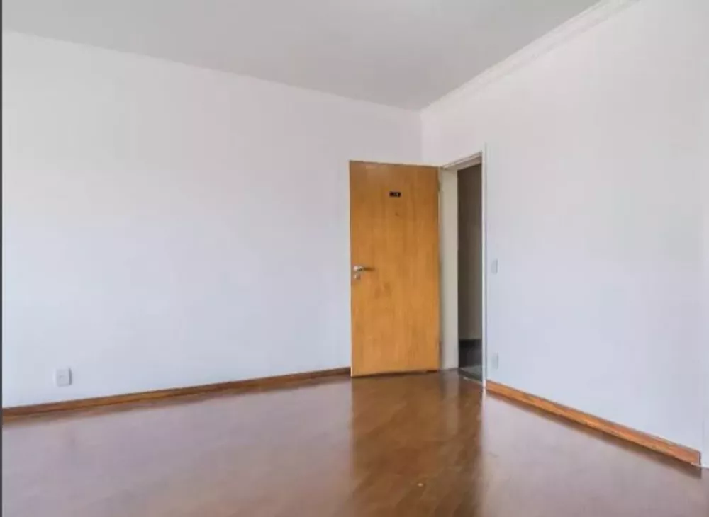 Apartamento à venda com 3 quartos, 75m² - Foto 1