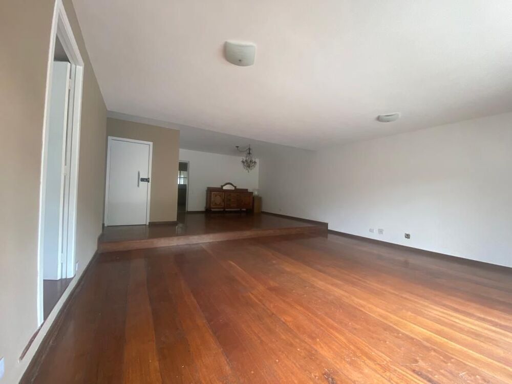 Apartamento, 3 quartos, 211 m² - Foto 1