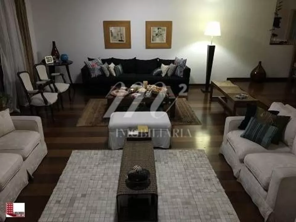 Apartamento à venda com 3 quartos, 211m² - Foto 4