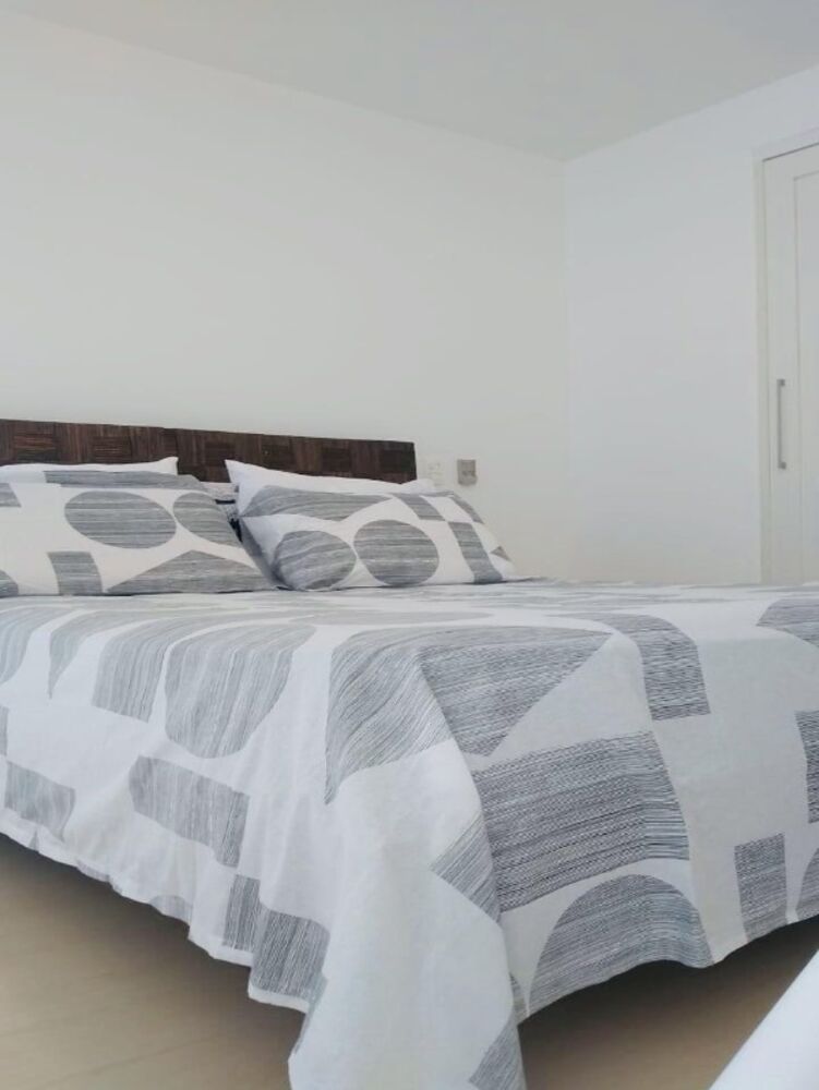 Apartamento para alugar com 1 quarto, 65m² - Foto 2