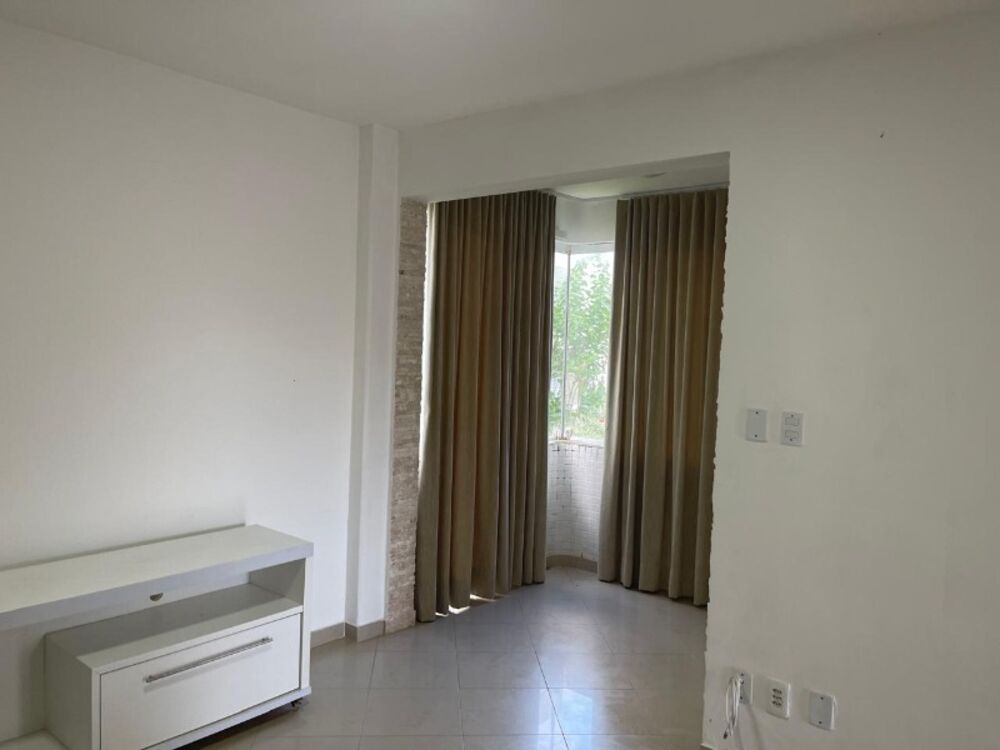 Apartamento para alugar com 1 quarto, 65m² - Foto 1