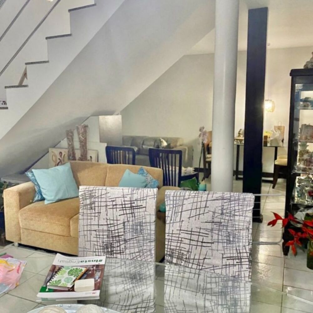 Casa à venda com 4 quartos - Foto 1
