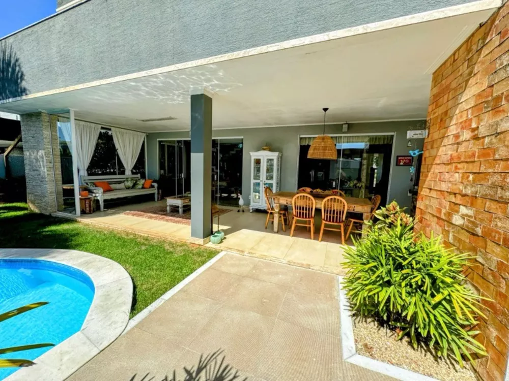 Casa à venda com 4 quartos, 287m² - Foto 3