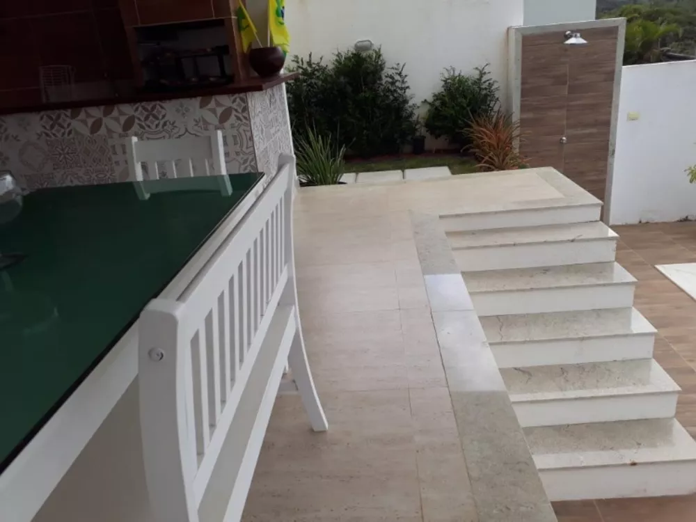 Casa para alugar com 4 quartos, 334m² - Foto 4