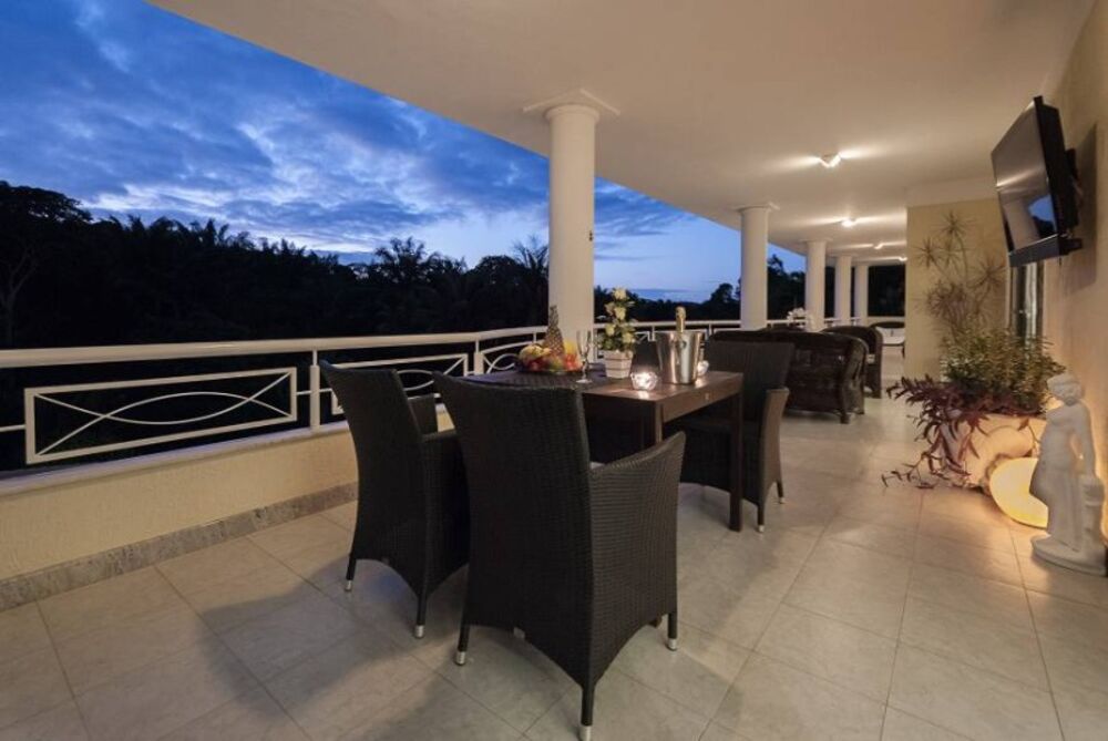 Casa à venda e aluguel com 4 quartos - Foto 1