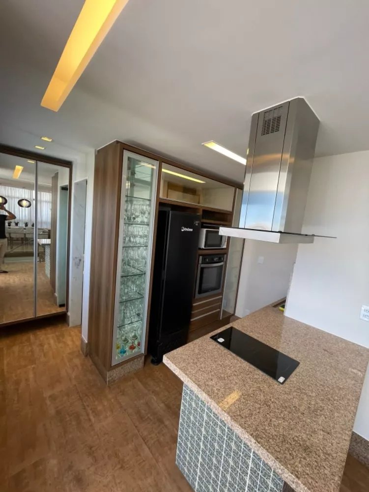 Cobertura, 3 quartos, 200 m² - Foto 2