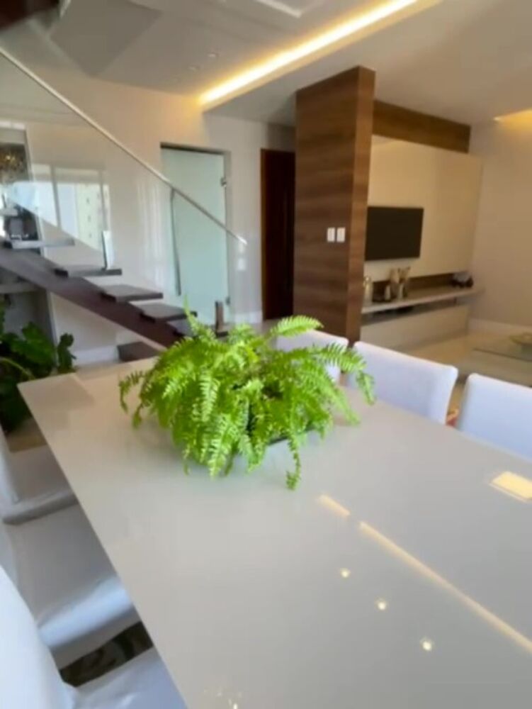 Cobertura para alugar com 3 quartos, 200m² - Foto 2