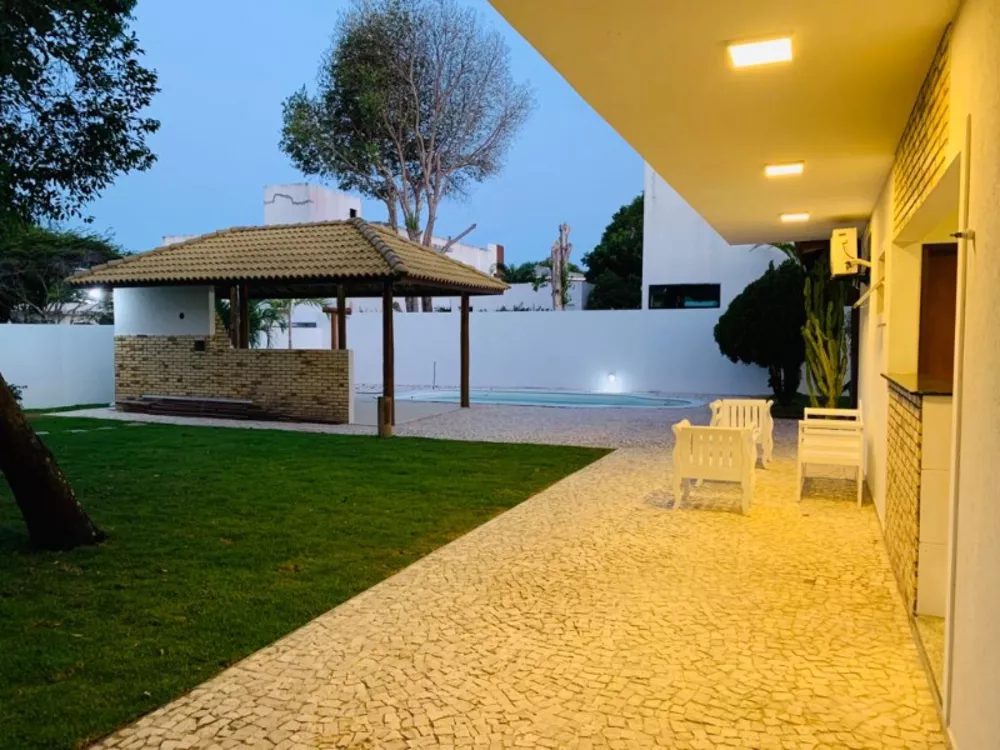 Casa à venda e aluguel com 4 quartos, 1000m² - Foto 4