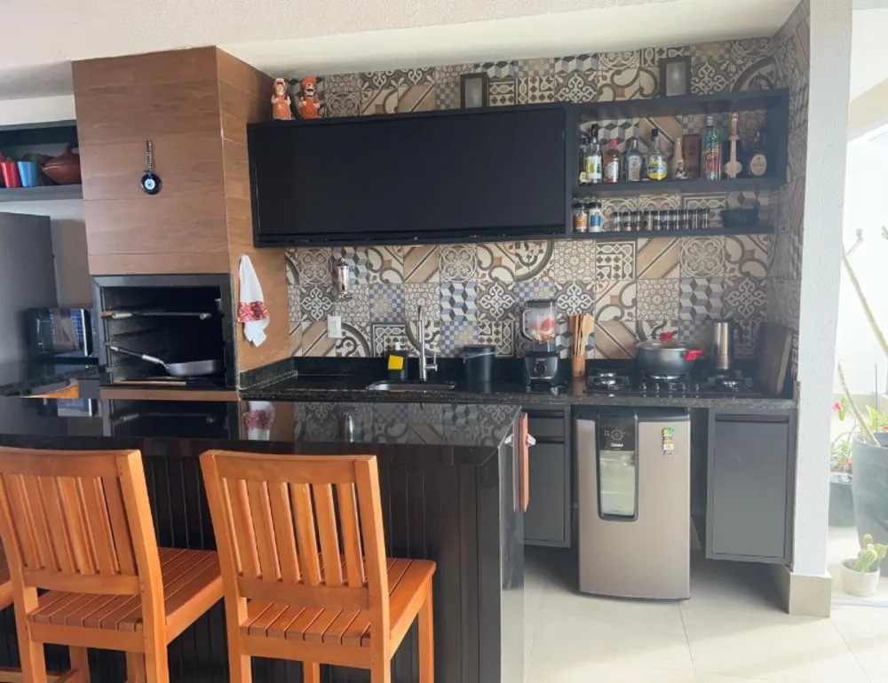 Cobertura, 3 quartos, 198 m² - Foto 2