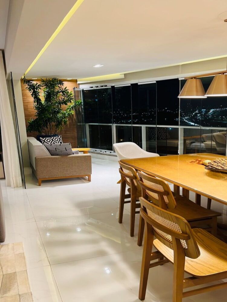 Apartamento para alugar com 4 quartos, 200m² - Foto 4