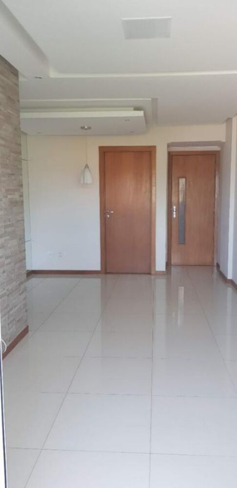 Apartamento para alugar com 3 quartos, 80m² - Foto 4