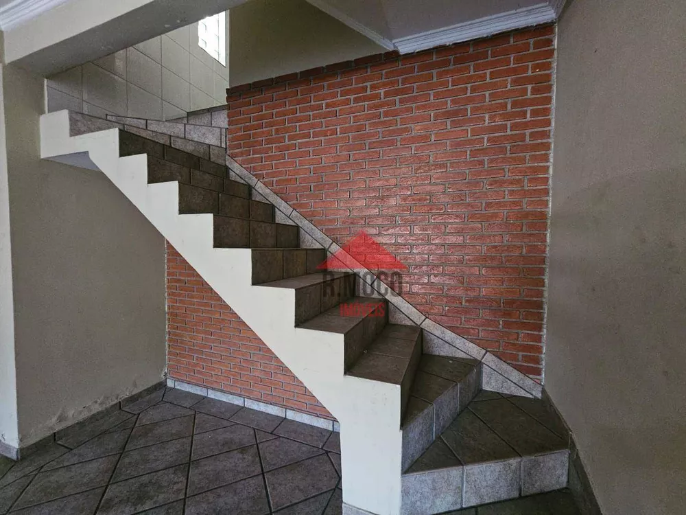 Sobrado, 3 quartos, 200 m² - Foto 2