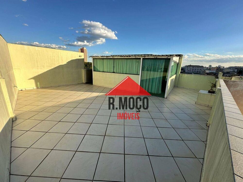 Sobrado, 10 quartos, 467 m² - Foto 2