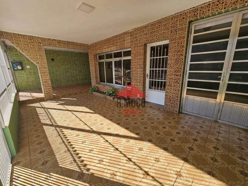 Casa, 3 quartos, 220 m² - Foto 2